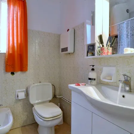 Saroco Square Luxury Apartament *