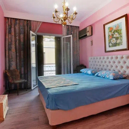 Apartment Saroco Square Luxury