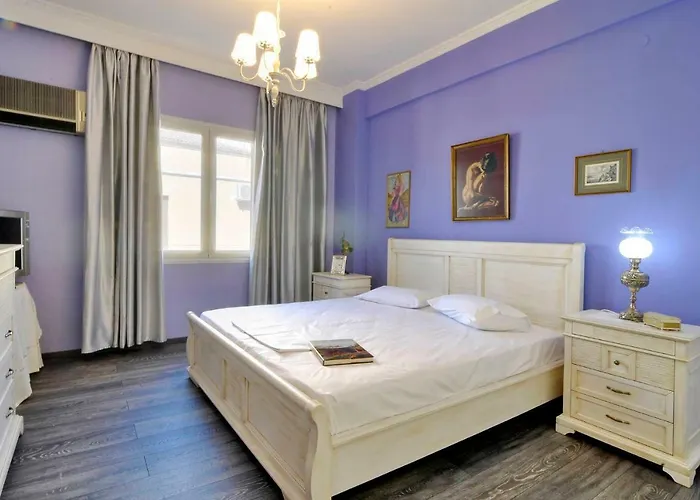 Saroco Square Luxury *