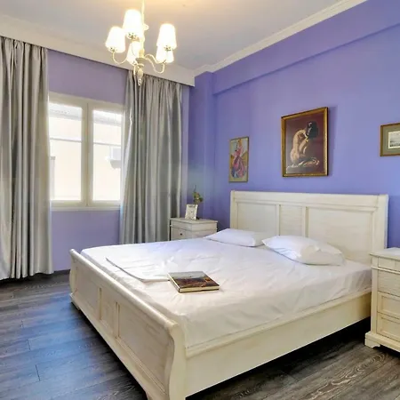 Saroco Square Luxury *