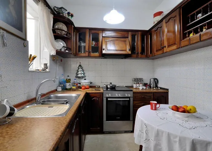 Saroco Square Luxury *