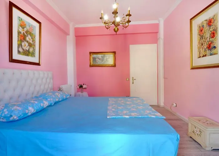 Διαμέρισμα Saroco Square Luxury *